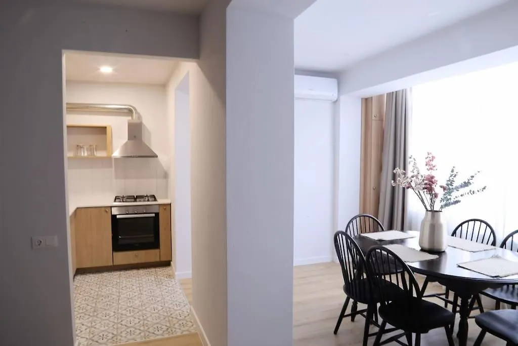 Newly Renovated Apartment In The Heart Of Tbilisi! 0*, Tbilisi Georgia